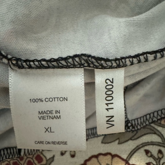 INC Short Romper - Picture 4 of 6